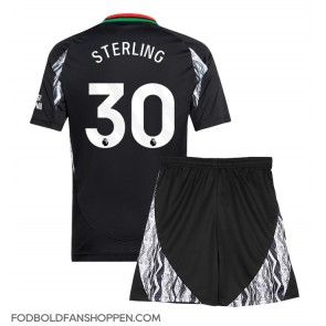 Arsenal Raheem Sterling #30 Udebanetrøje Børn 2024-25 Kortærmet (+ Korte bukser)